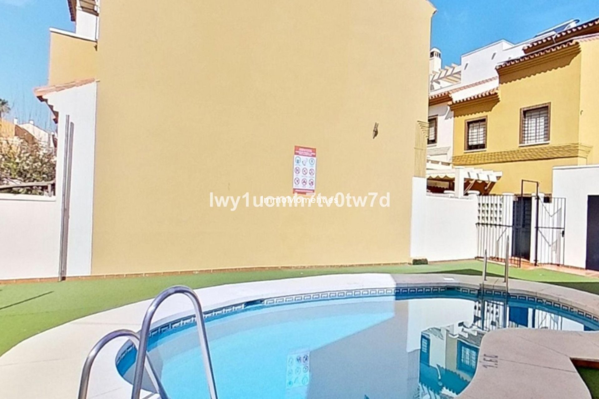 Resale - Townhouse - Inland  - Churriana