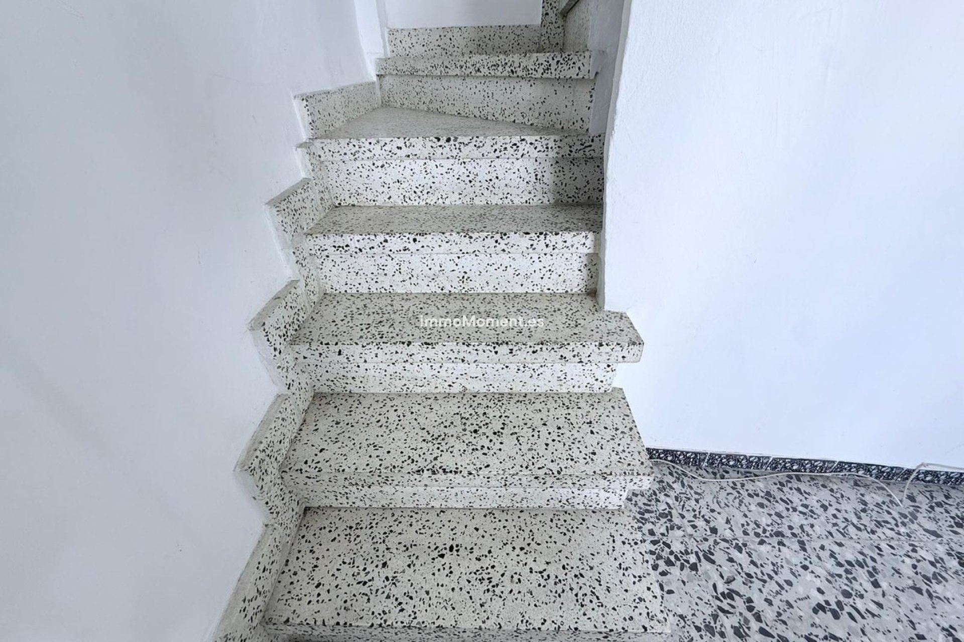 Resale - Townhouse - Inland  - Coín