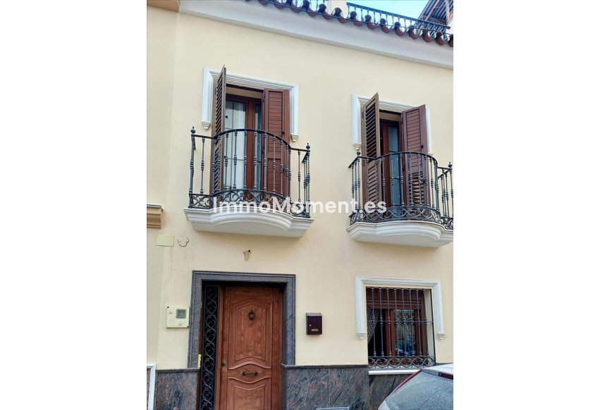 Resale - Townhouse - Inland  - Coín
