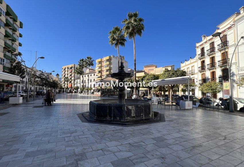 Resale - Townhouse - Inland  - Coín