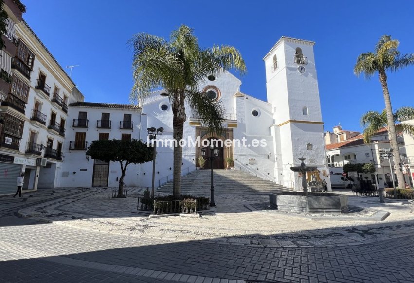 Resale - Townhouse - Inland  - Coín