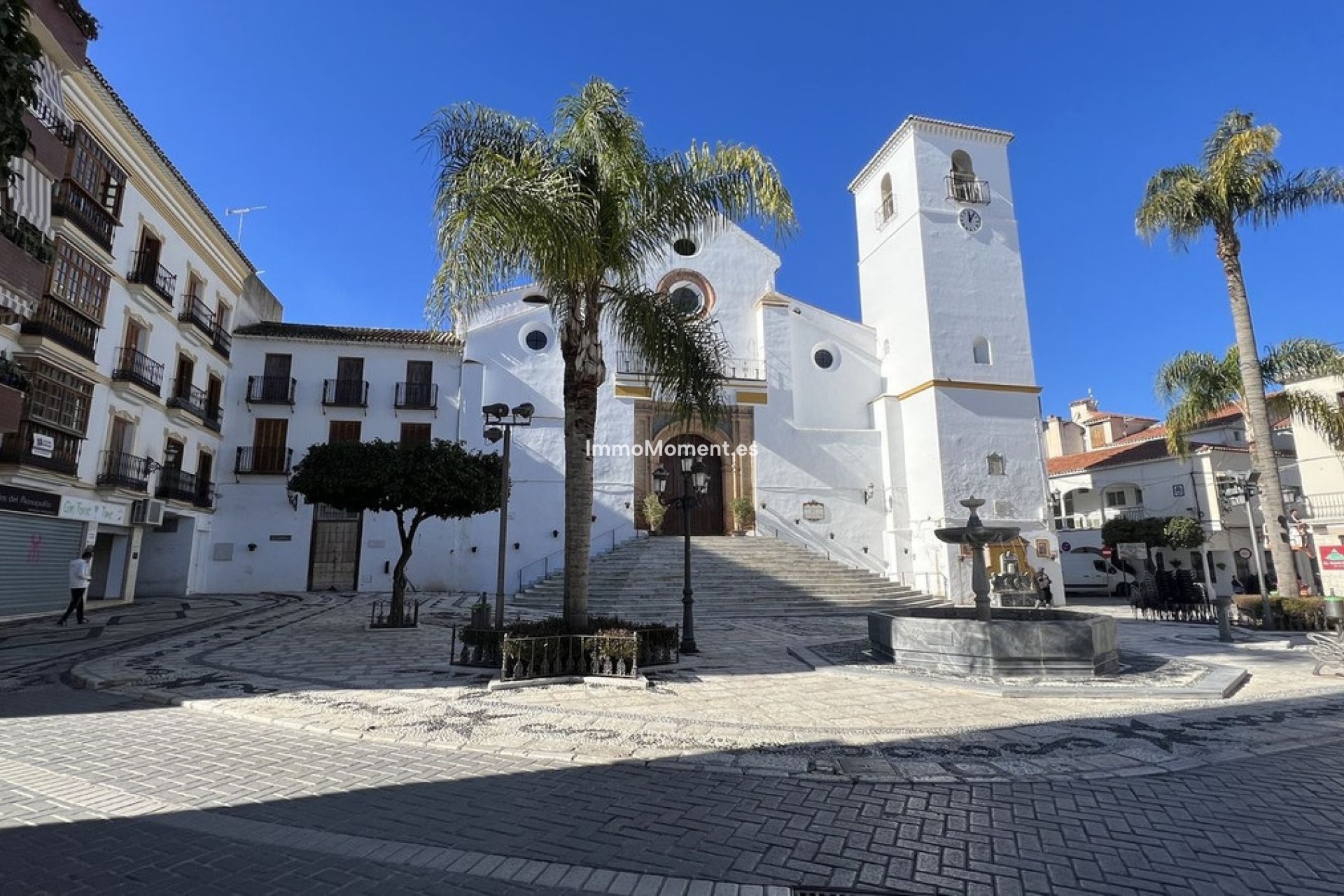 Resale - Townhouse - Inland  - Coín