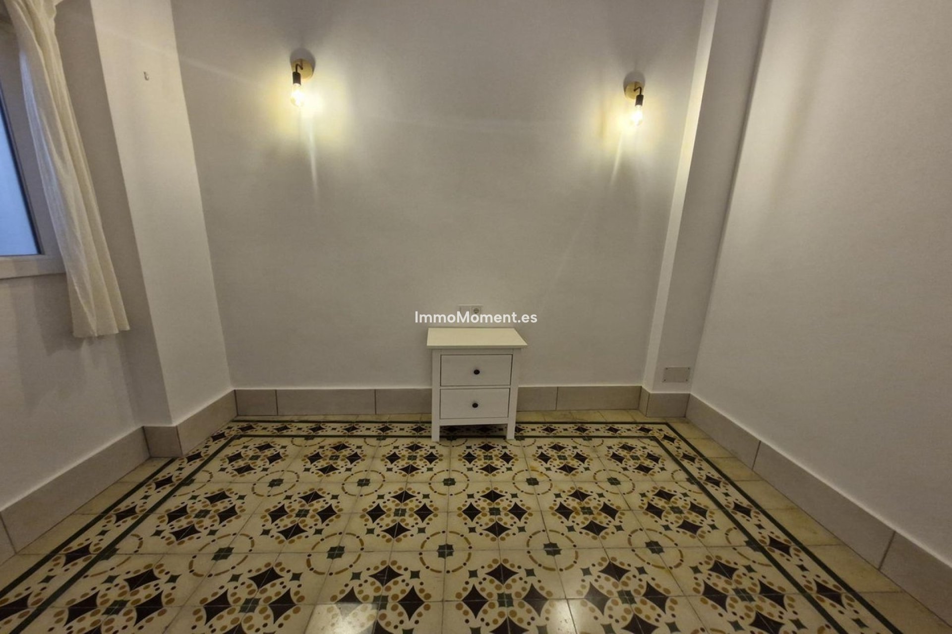 Resale - Townhouse - Inland  - Coín