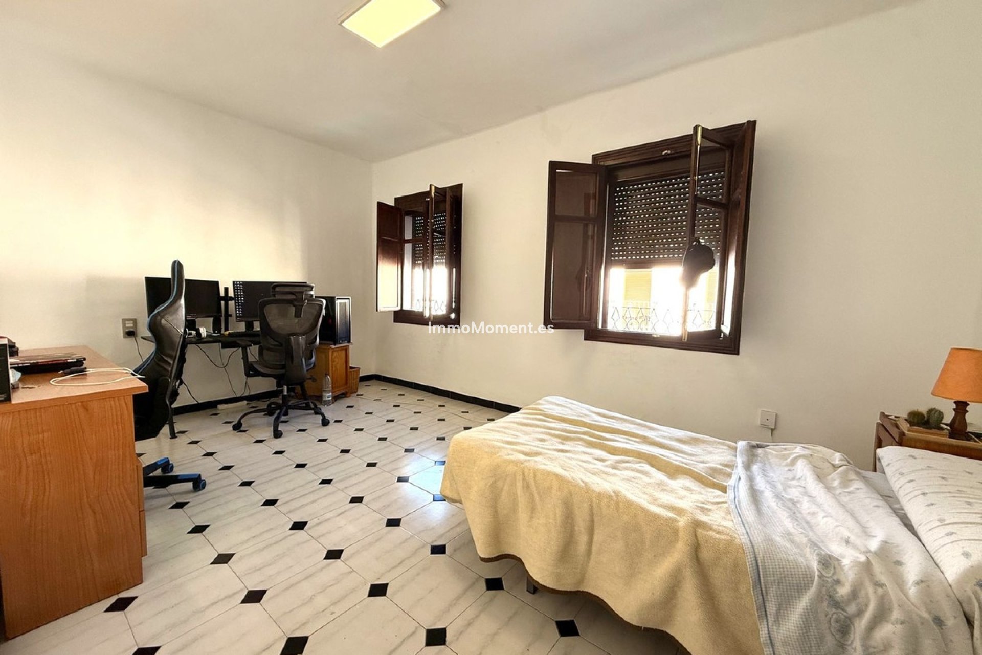 Resale - Townhouse - Inland  - Coín