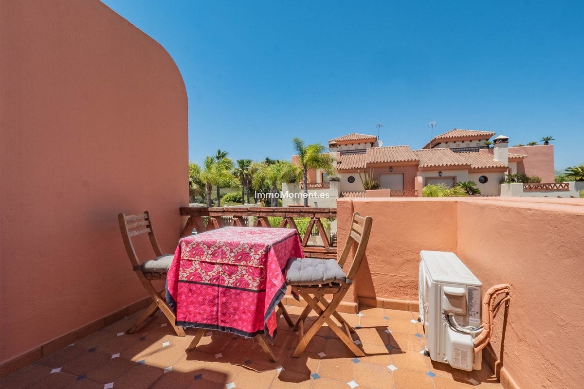 Resale - Townhouse - Inland  - Coín