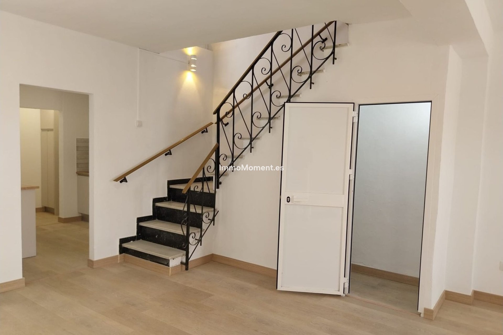Resale - Townhouse - Inland  - Coín