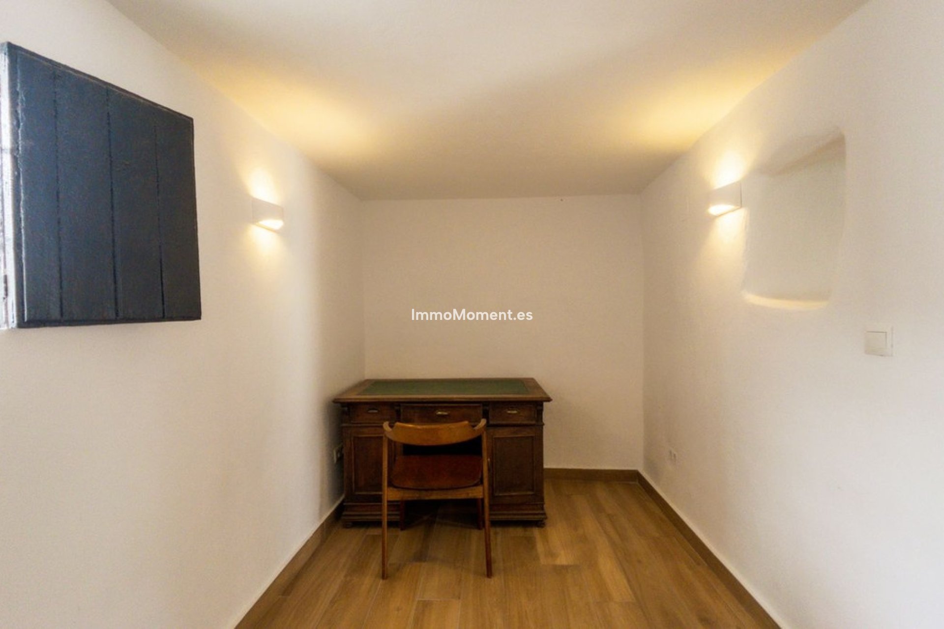 Resale - Townhouse - Inland  - Guaro