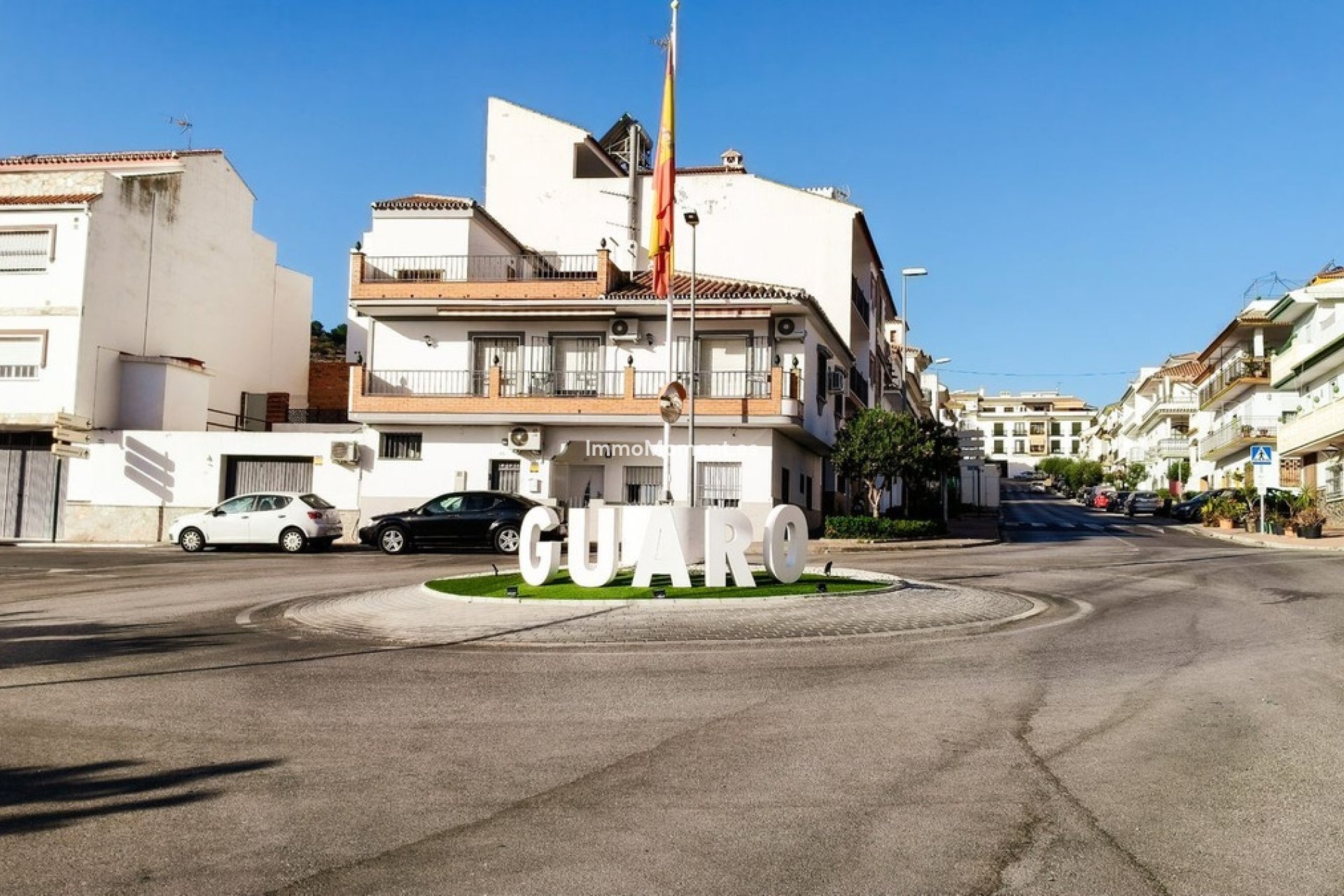 Resale - Townhouse - Inland  - Guaro