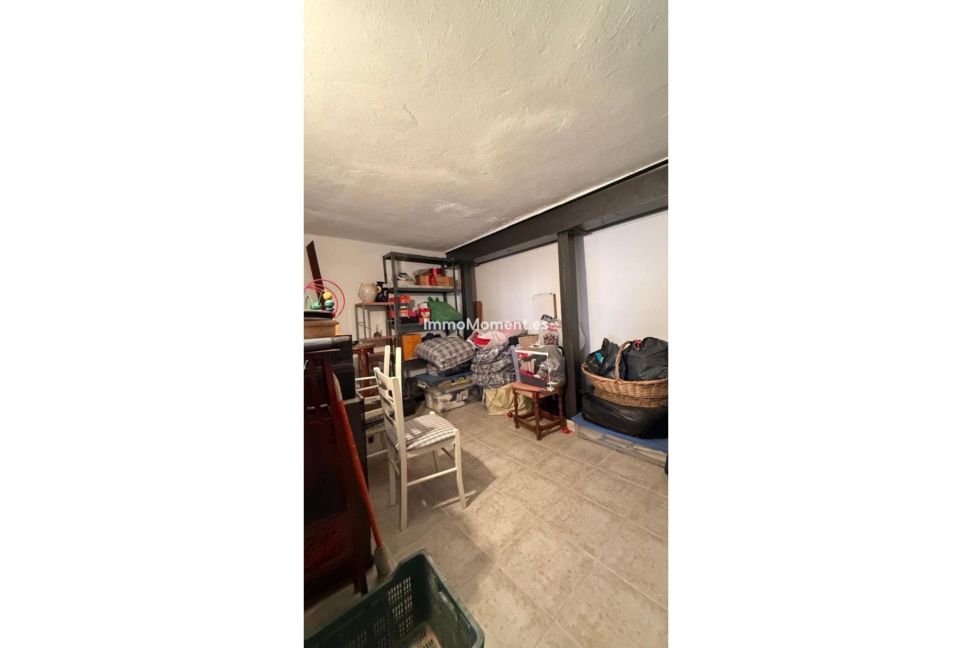 Resale - Townhouse - Inland  - Guaro