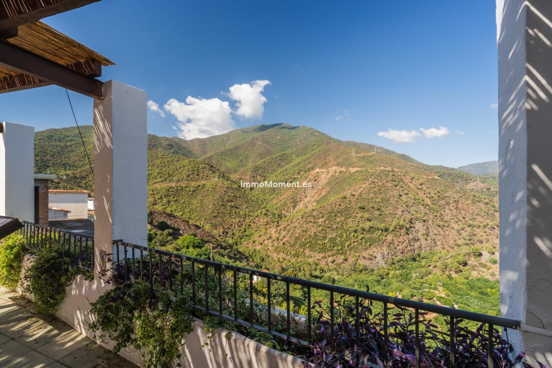 Resale - Townhouse - Inland  - Istán