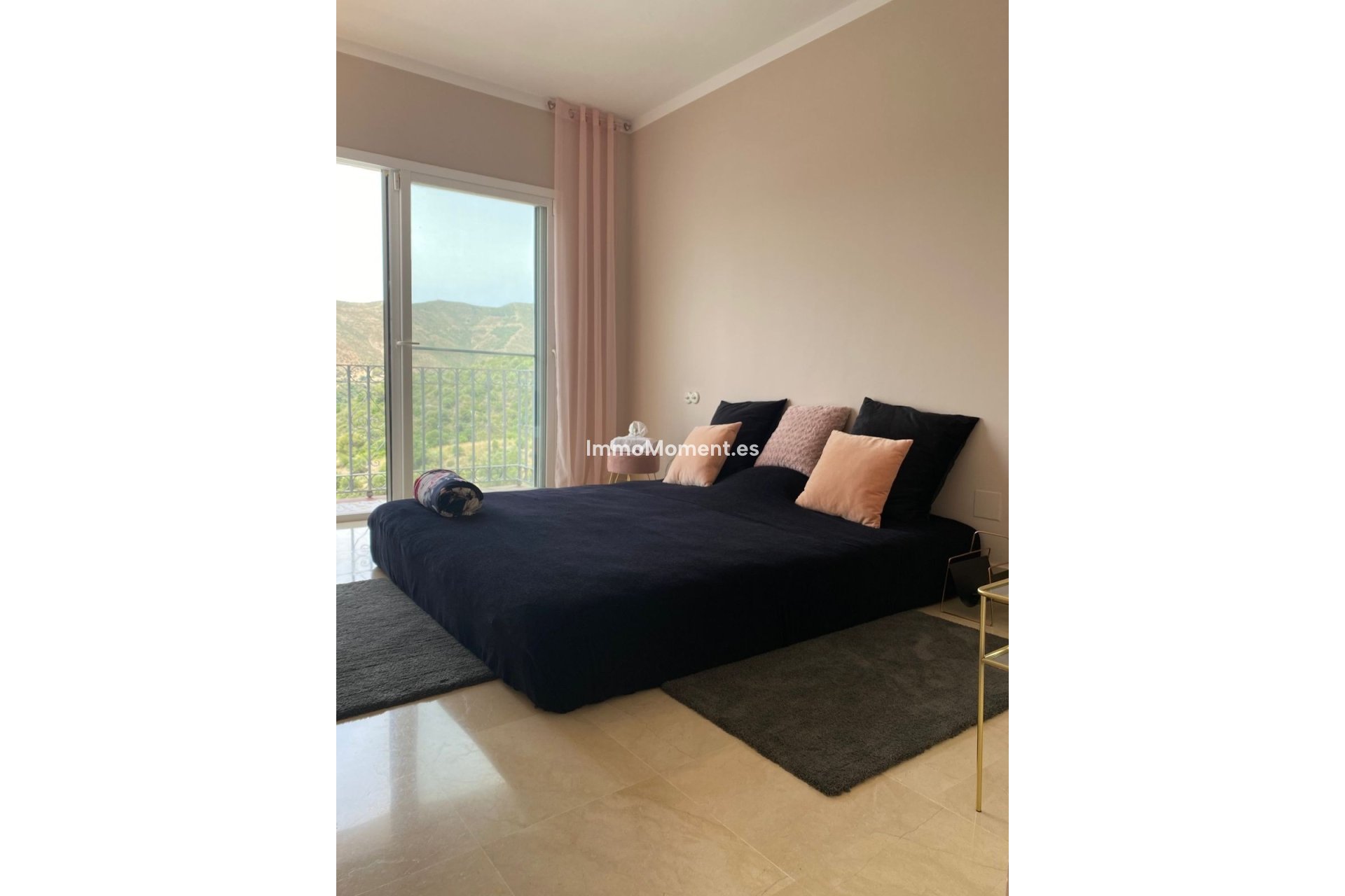 Resale - Townhouse - Inland  - Istán