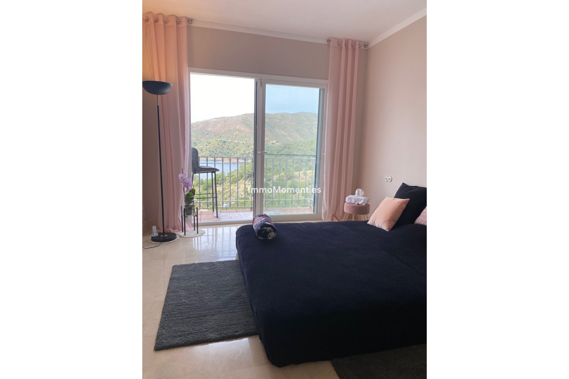 Resale - Townhouse - Inland  - Istán