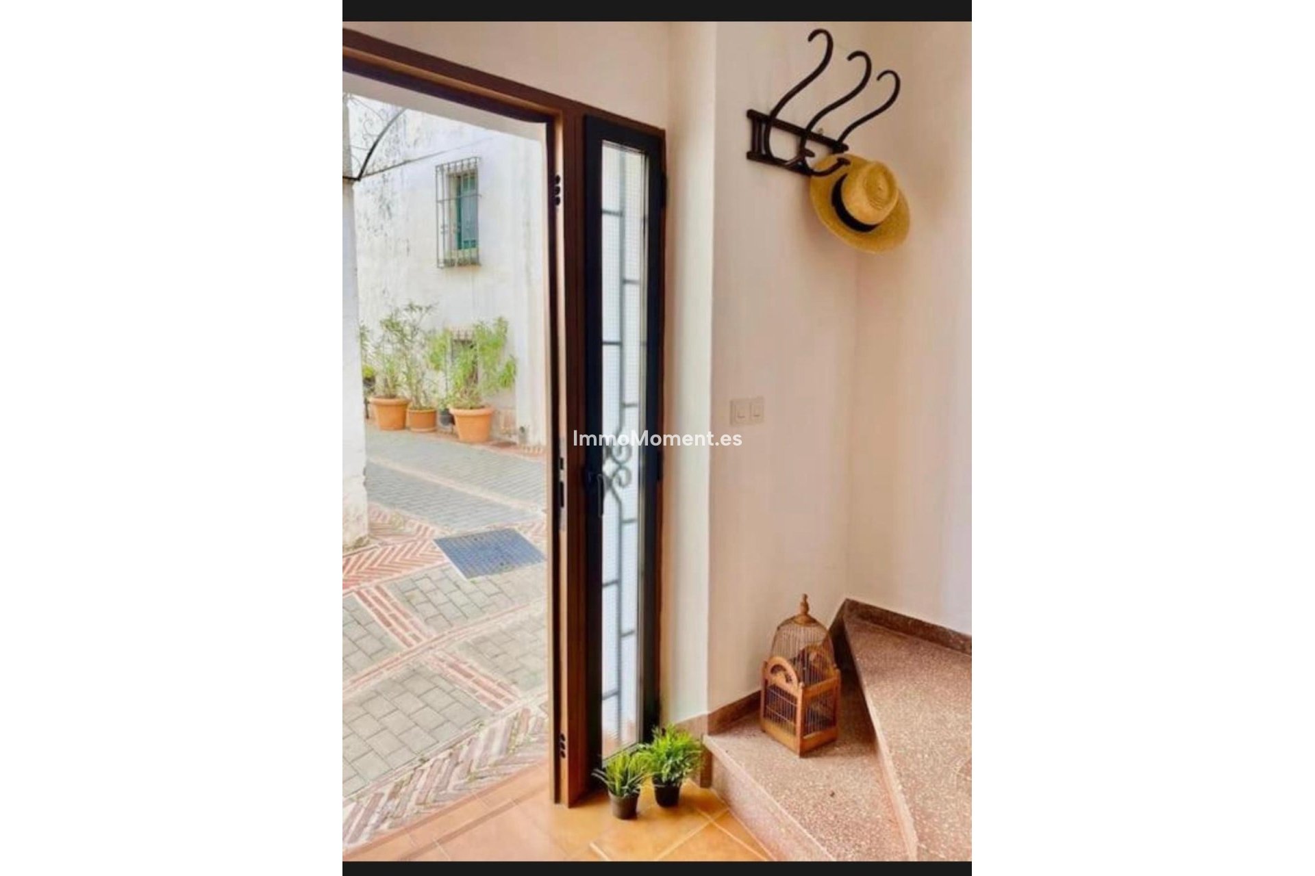 Resale - Townhouse - Inland  - Istán