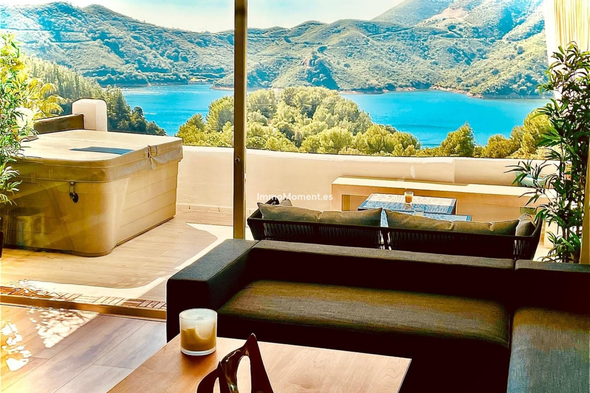 Resale - Townhouse - Inland  - Istán