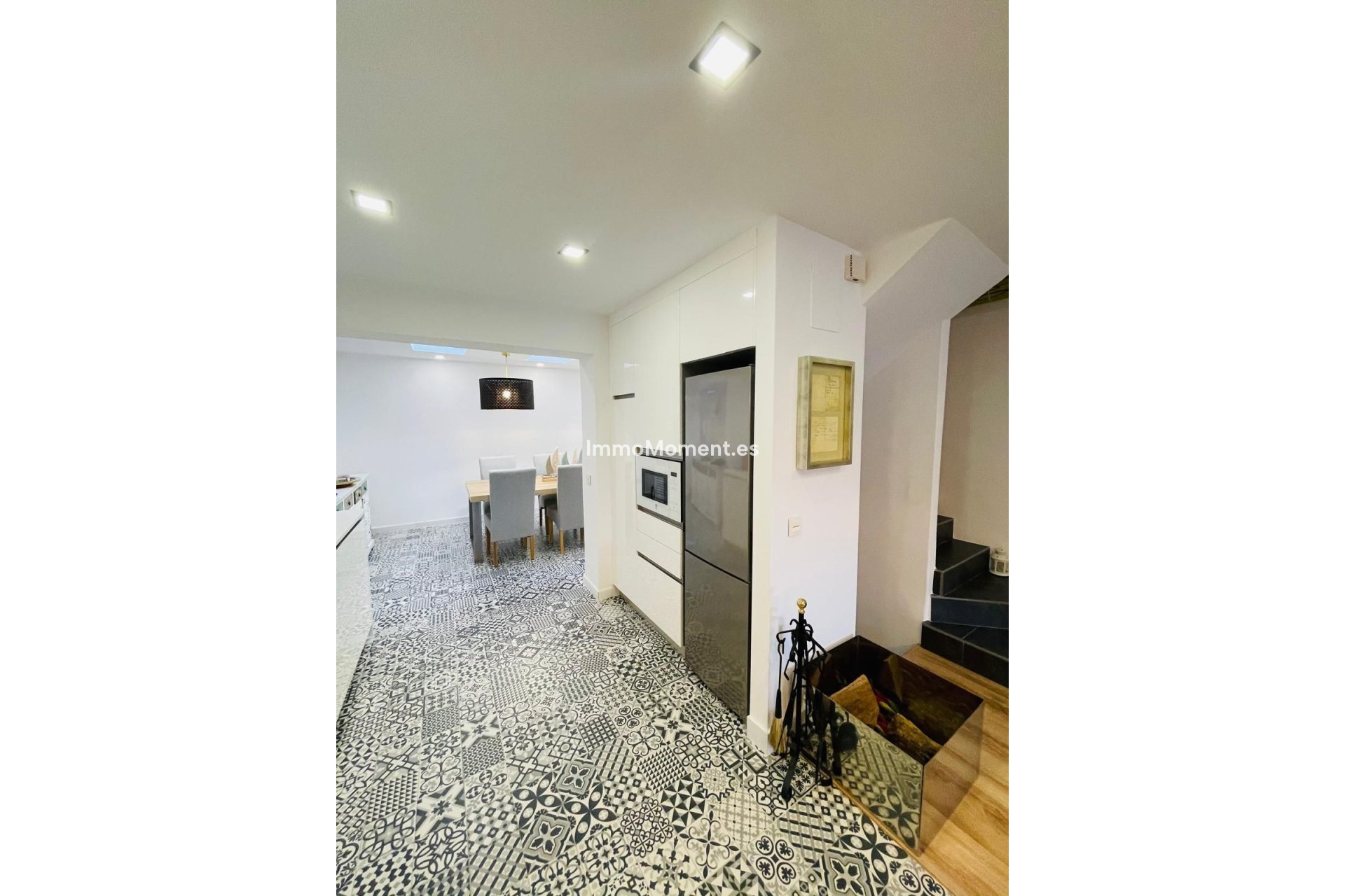 Resale - Townhouse - Inland  - Istán