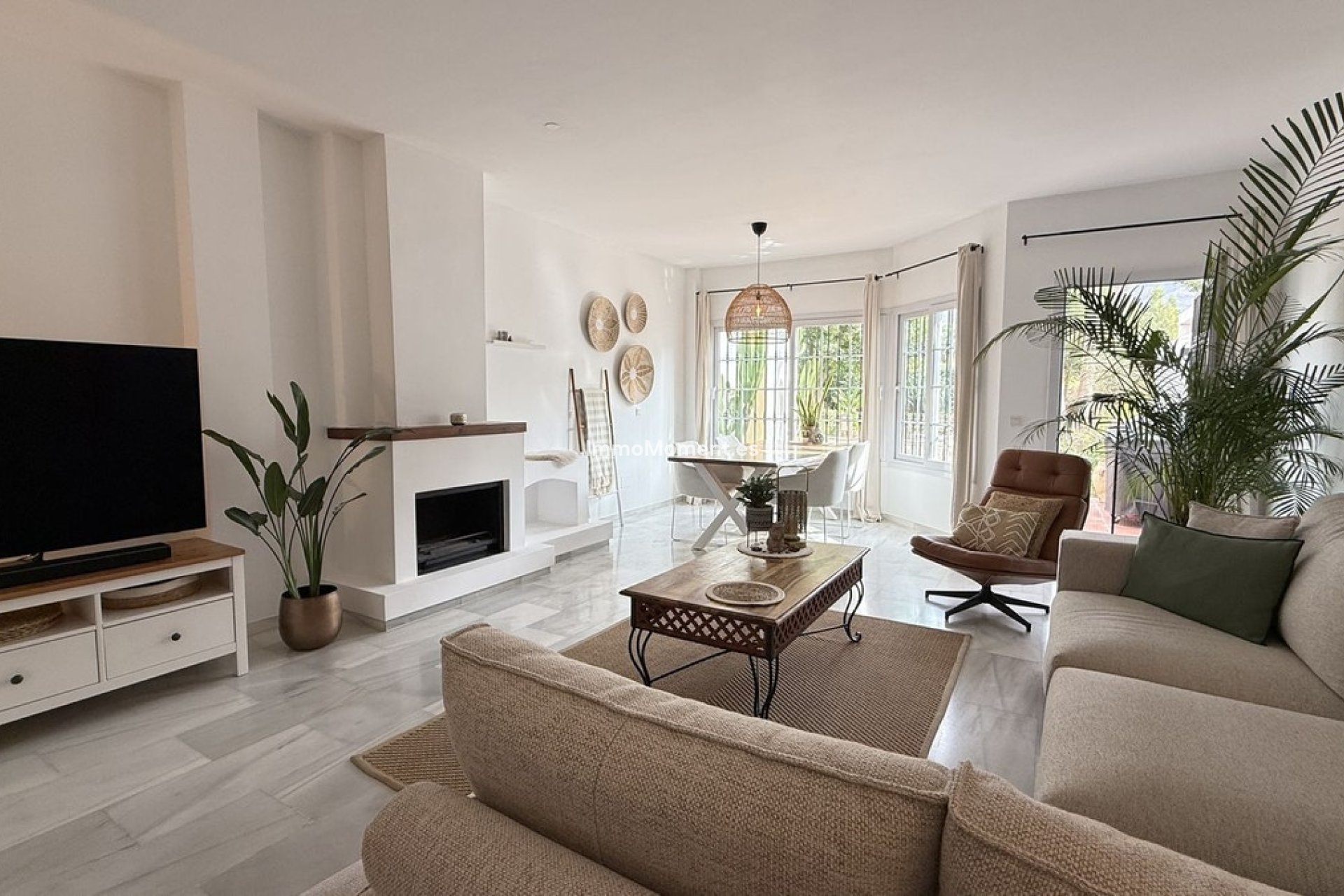 Resale - Townhouse - Inland  - Lauro Golf