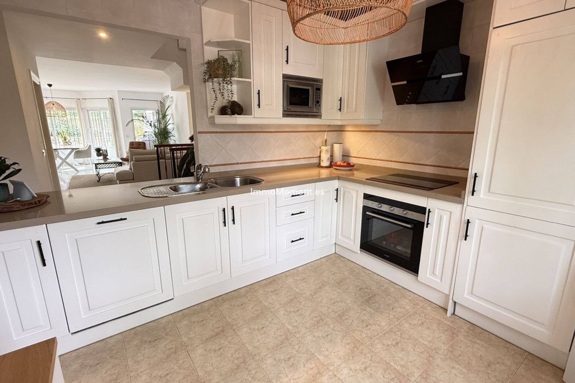 Resale - Townhouse - Inland  - Lauro Golf