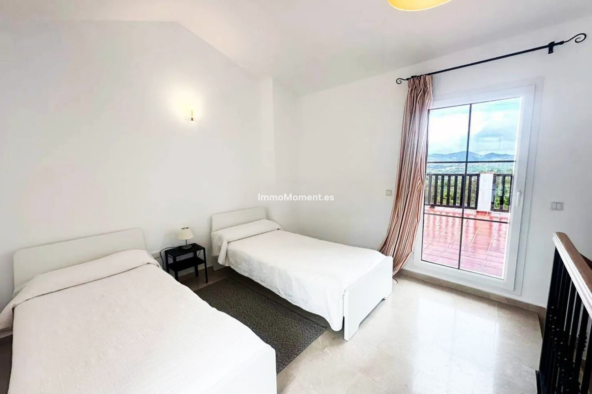 Resale - Townhouse - Inland  - Lauro Golf