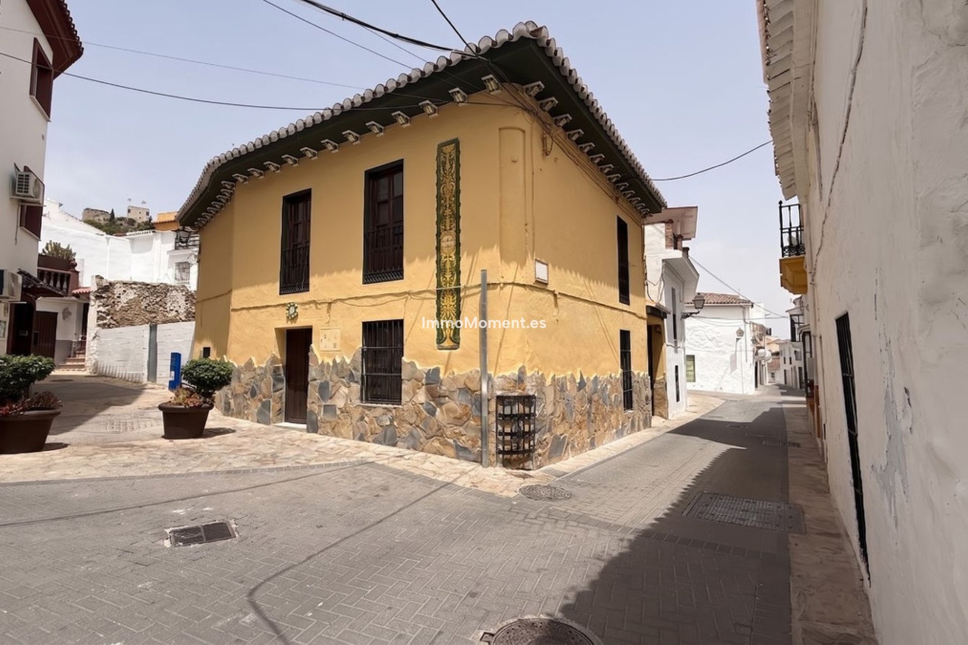 Resale - Townhouse - Inland  - Monda