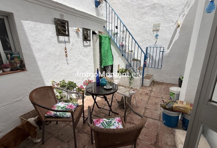 Resale - Townhouse - Inland  - Monda
