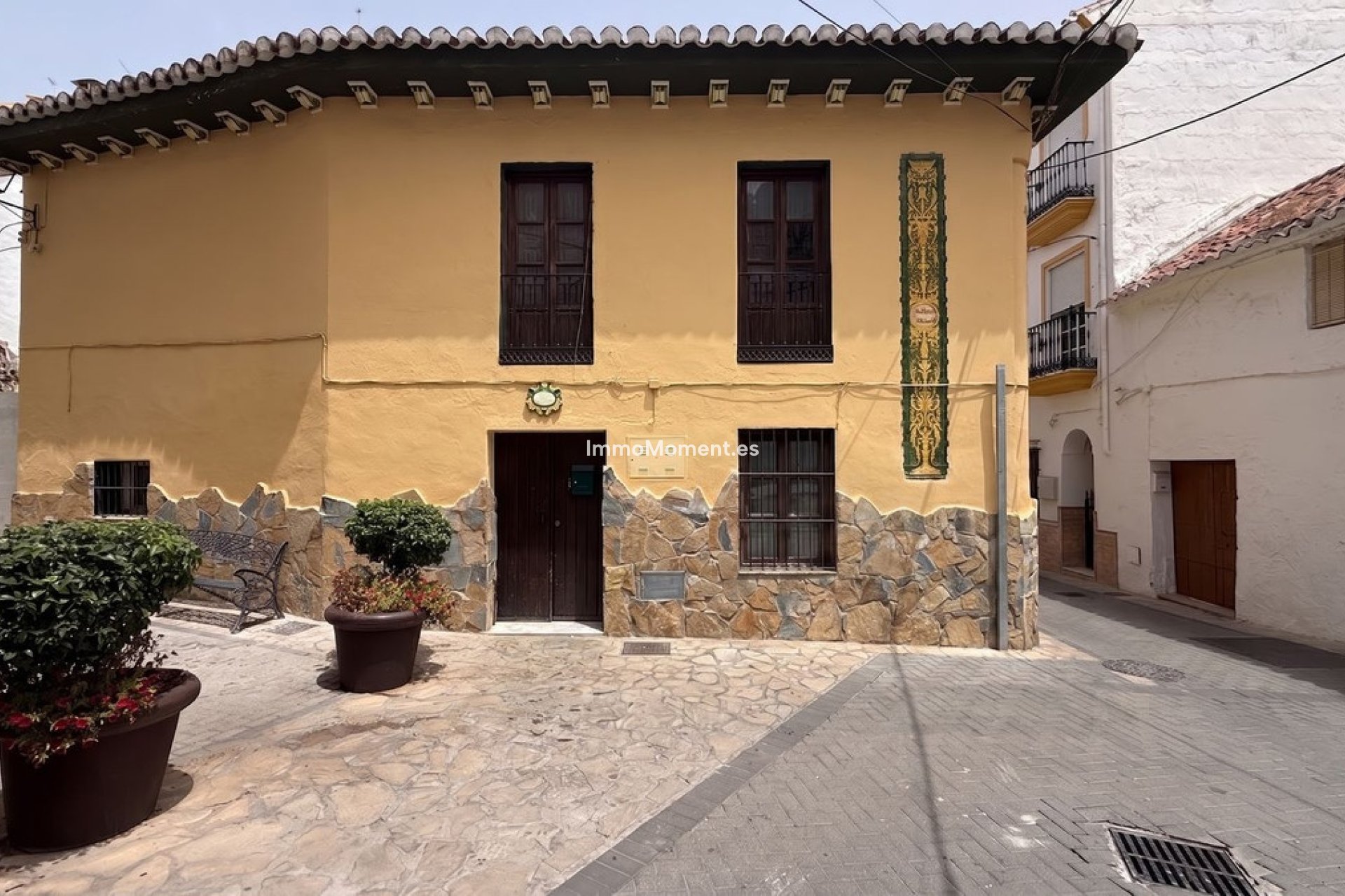 Resale - Townhouse - Inland  - Monda