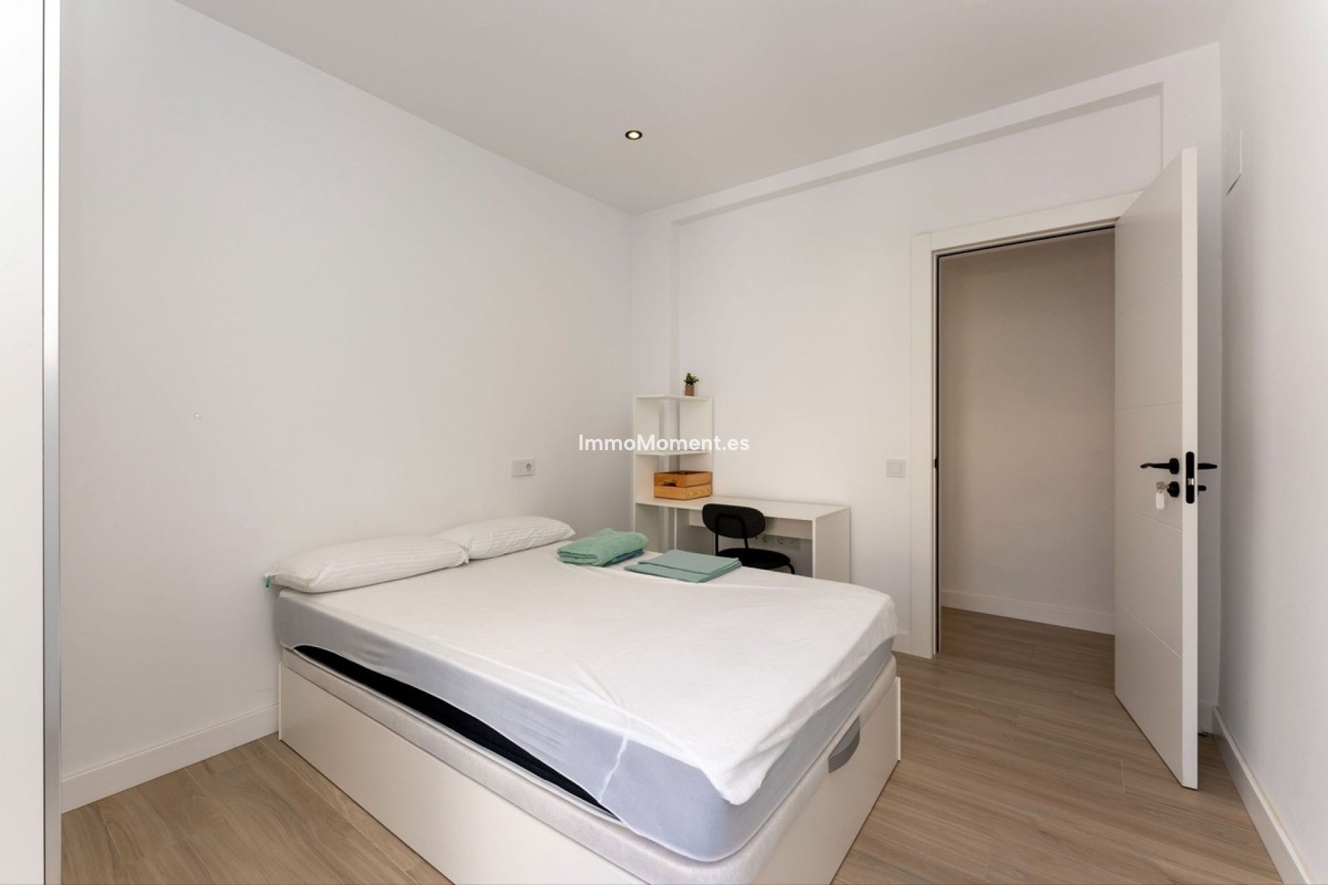 Resale - Townhouse - Inland  - Monda