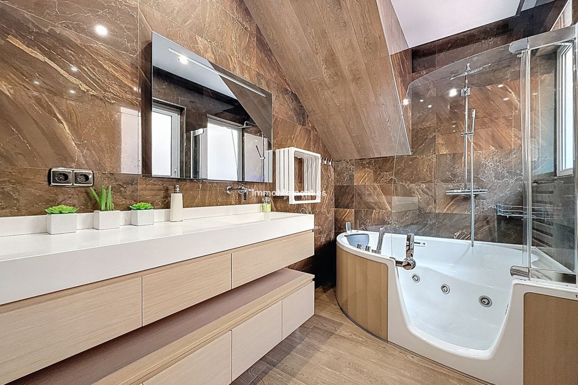 Resale - Townhouse - Málaga - Málaga Este