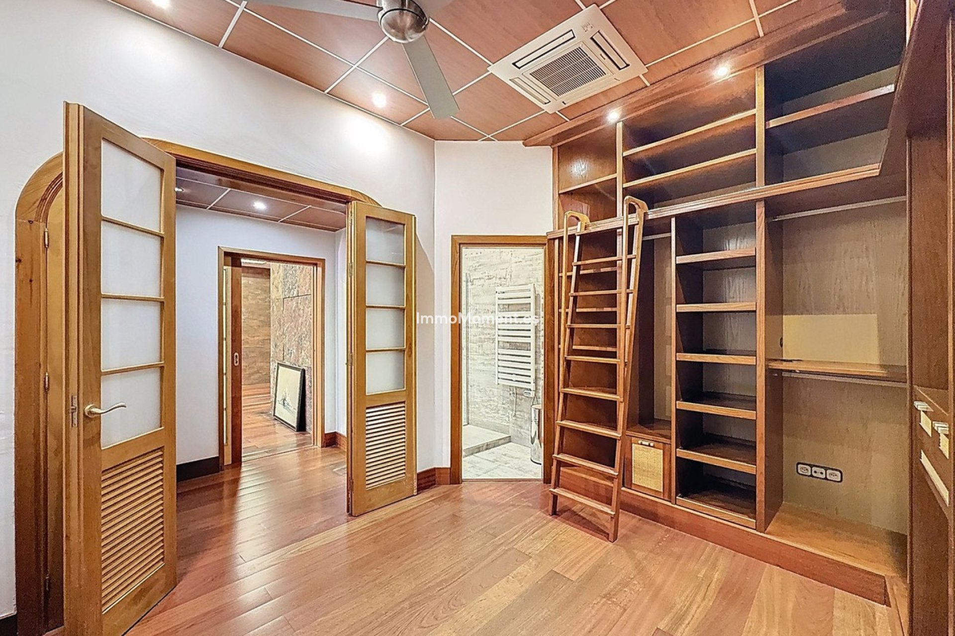 Resale - Townhouse - Málaga - Málaga Este
