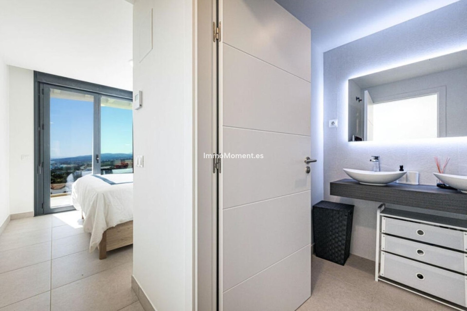 Resale - Townhouse - Manilva