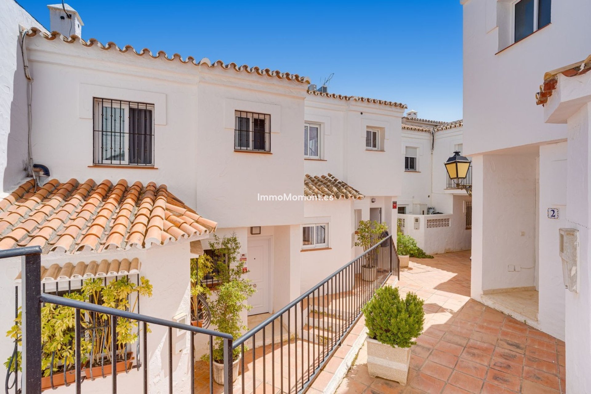 Resale - Townhouse - Marbella - Altos de los Monteros