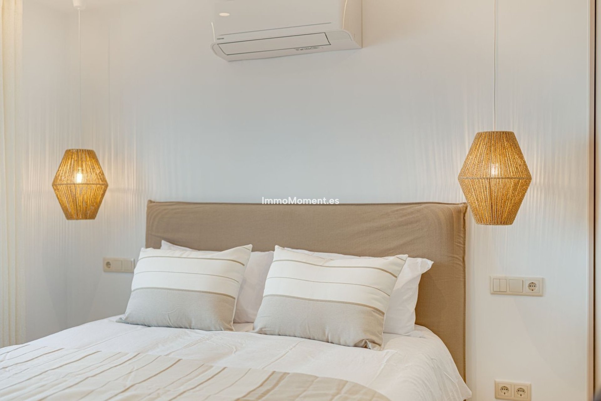 Resale - Townhouse - Marbella - Altos de los Monteros