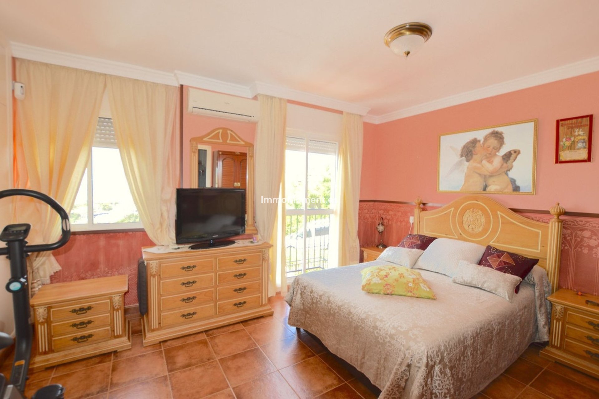 Resale - Townhouse - Marbella - Altos de los Monteros