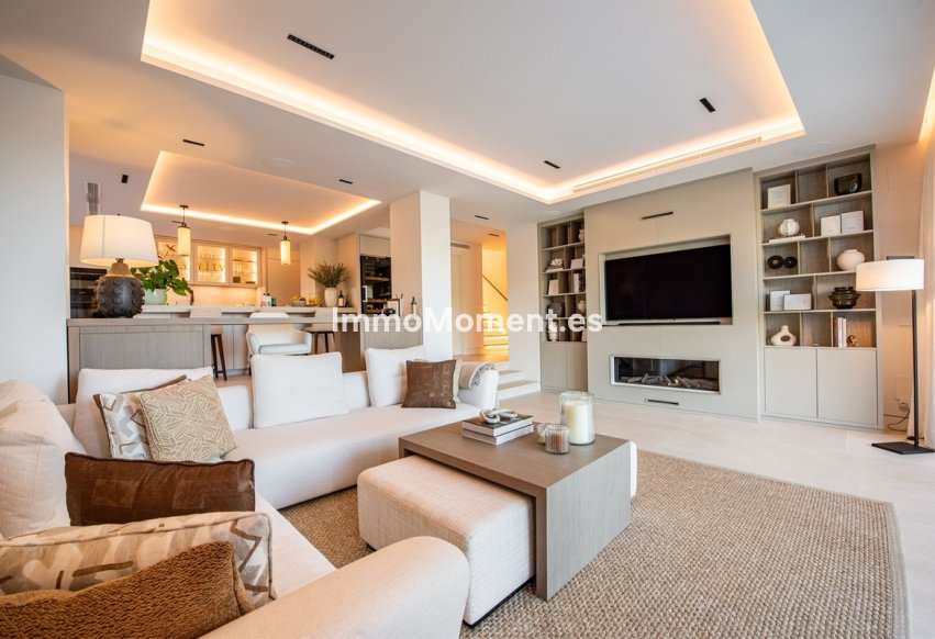 Resale - Townhouse - Marbella - Altos de los Monteros