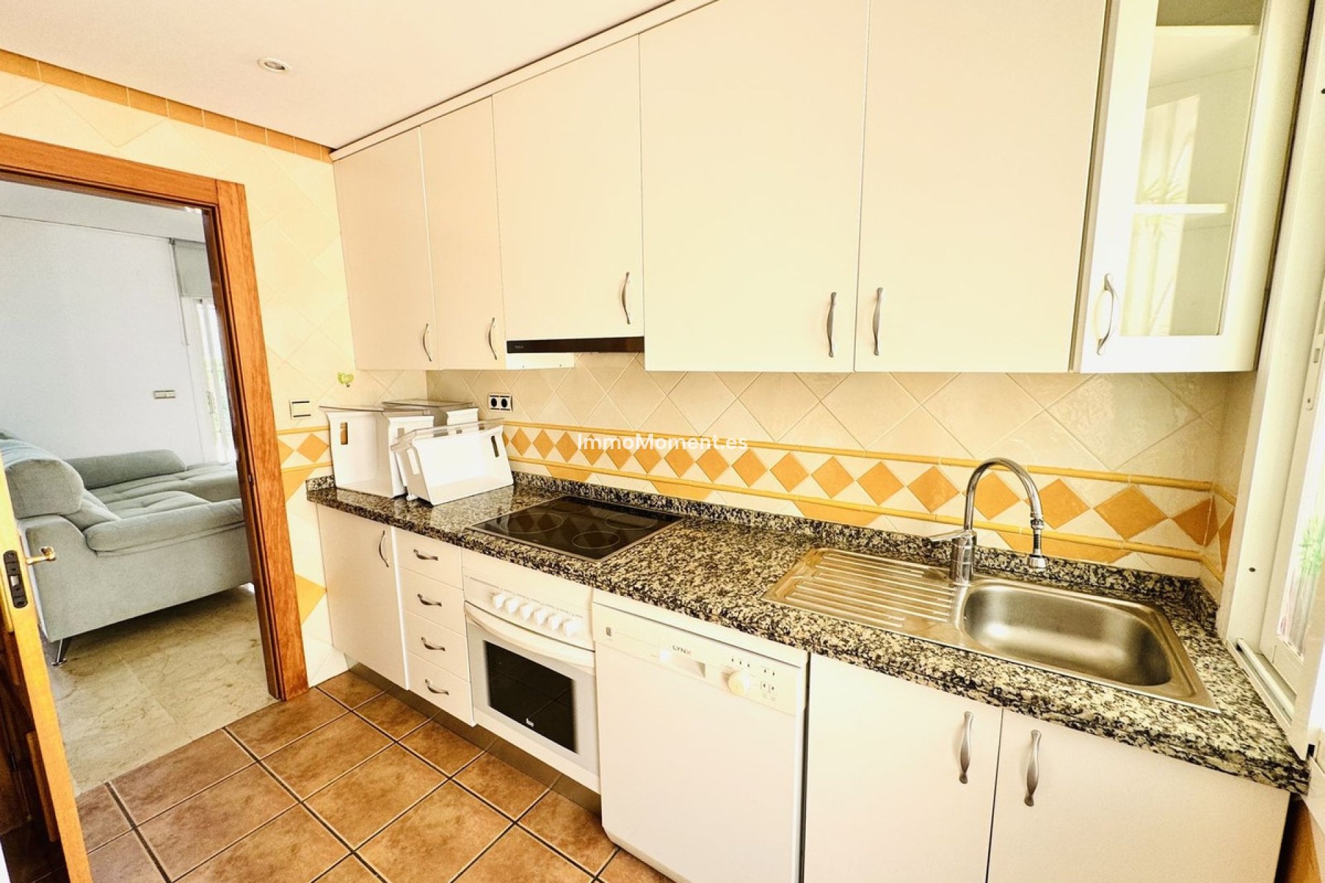 Resale - Townhouse - Marbella - Costabella