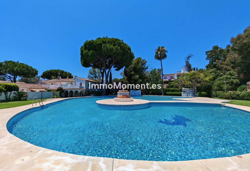 Resale - Townhouse - Marbella - Elviria