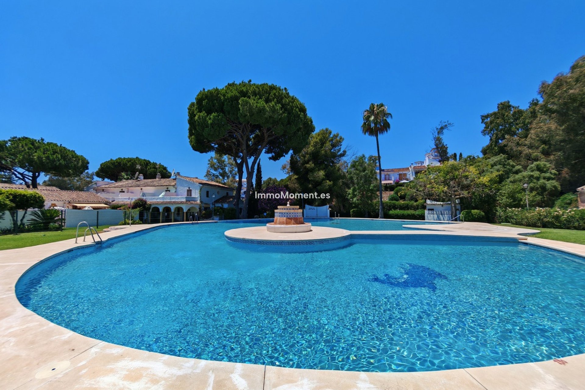 Resale - Townhouse - Marbella - Elviria