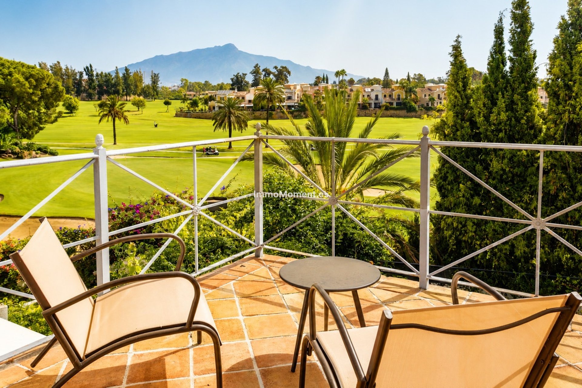 Resale - Townhouse - Marbella - Guadalmina Alta