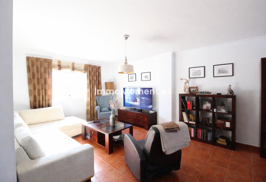 Resale - Townhouse - Marbella - Guadalmina Alta