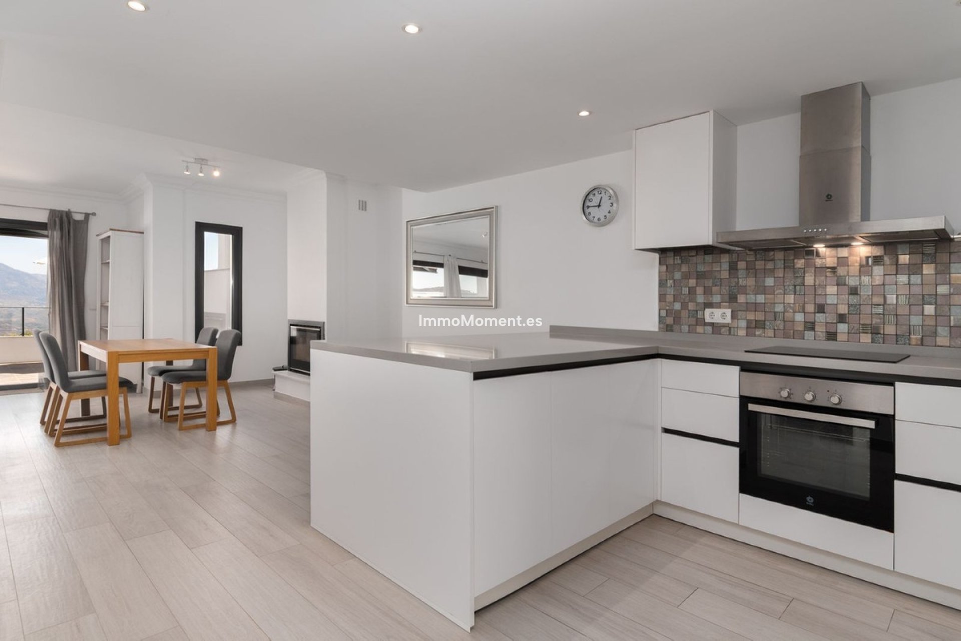 Resale - Townhouse - Marbella - La Mairena