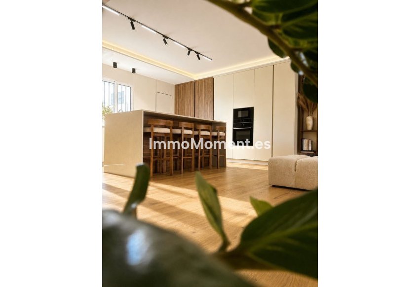 Resale - Townhouse - Marbella - Marbella Centro