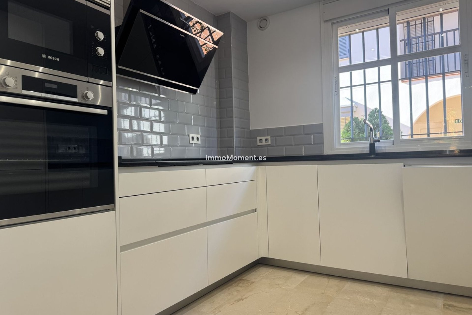 Resale - Townhouse - Marbella - Marbella Centro