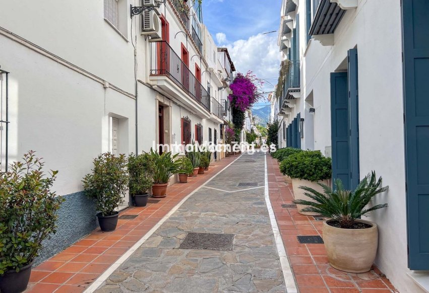 Resale - Townhouse - Marbella - Marbella Centro