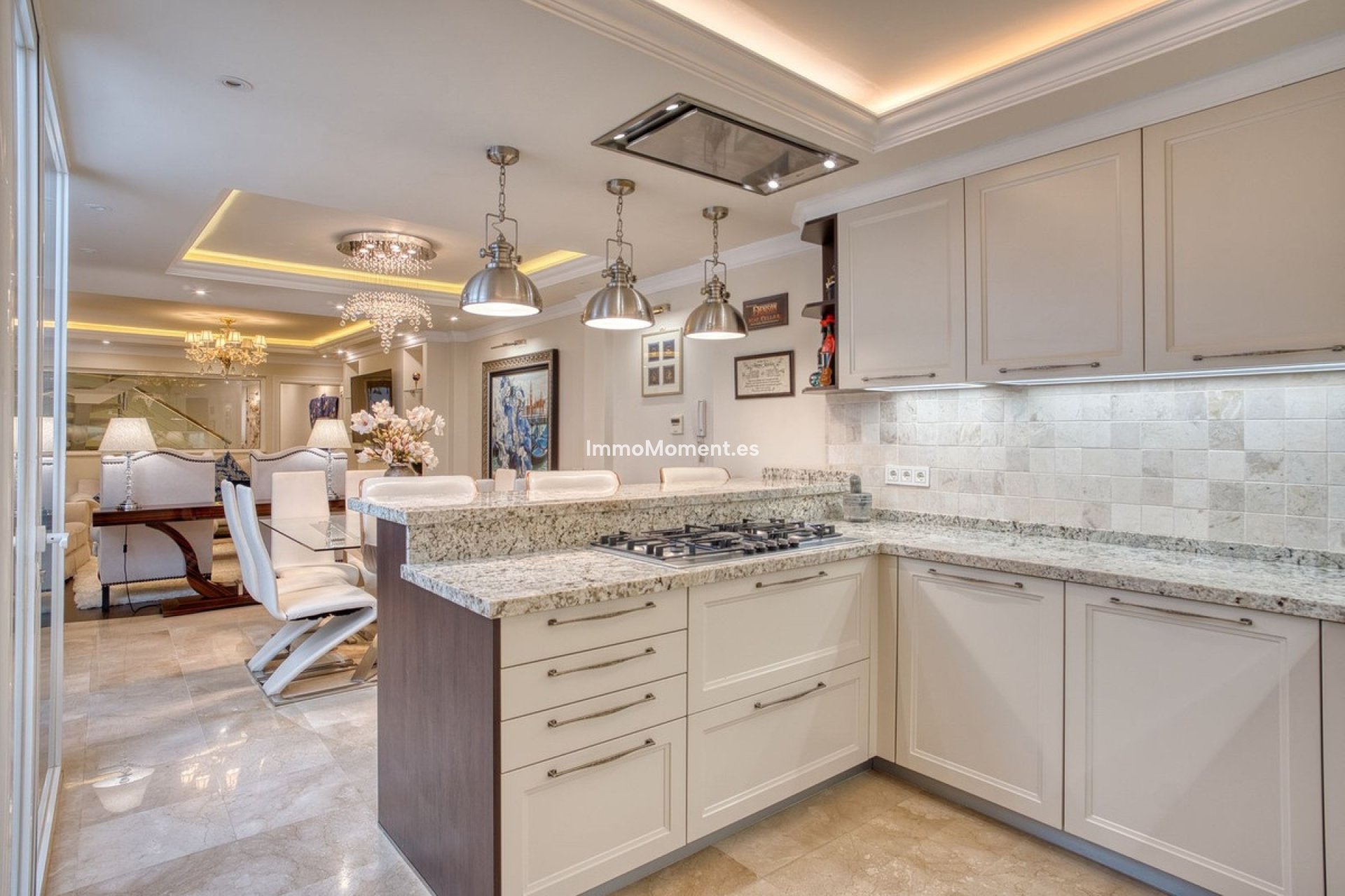 Resale - Townhouse - Marbella - Marbella Centro