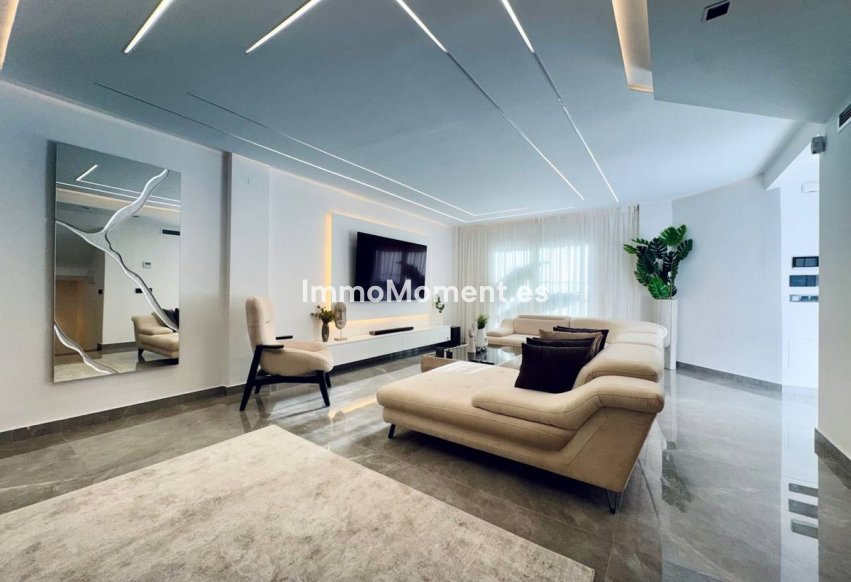 Resale - Townhouse - Marbella - Marbella Centro