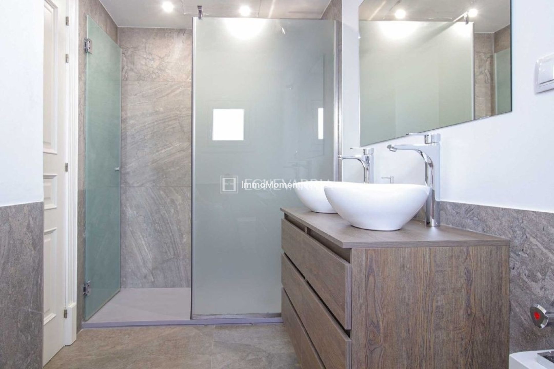 Resale - Townhouse - Marbella - Marbella Centro