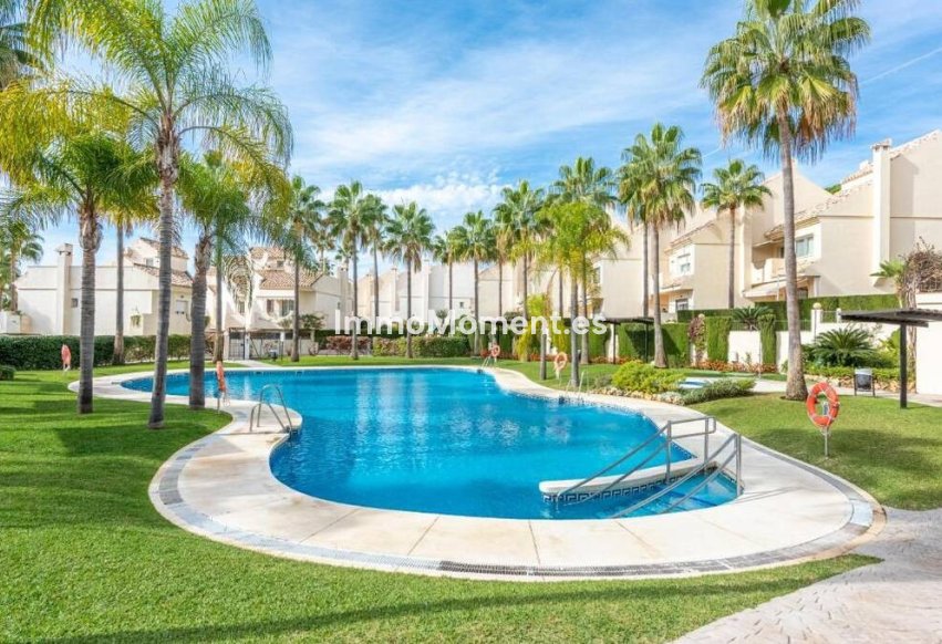 Resale - Townhouse - Marbella - Marbella Centro