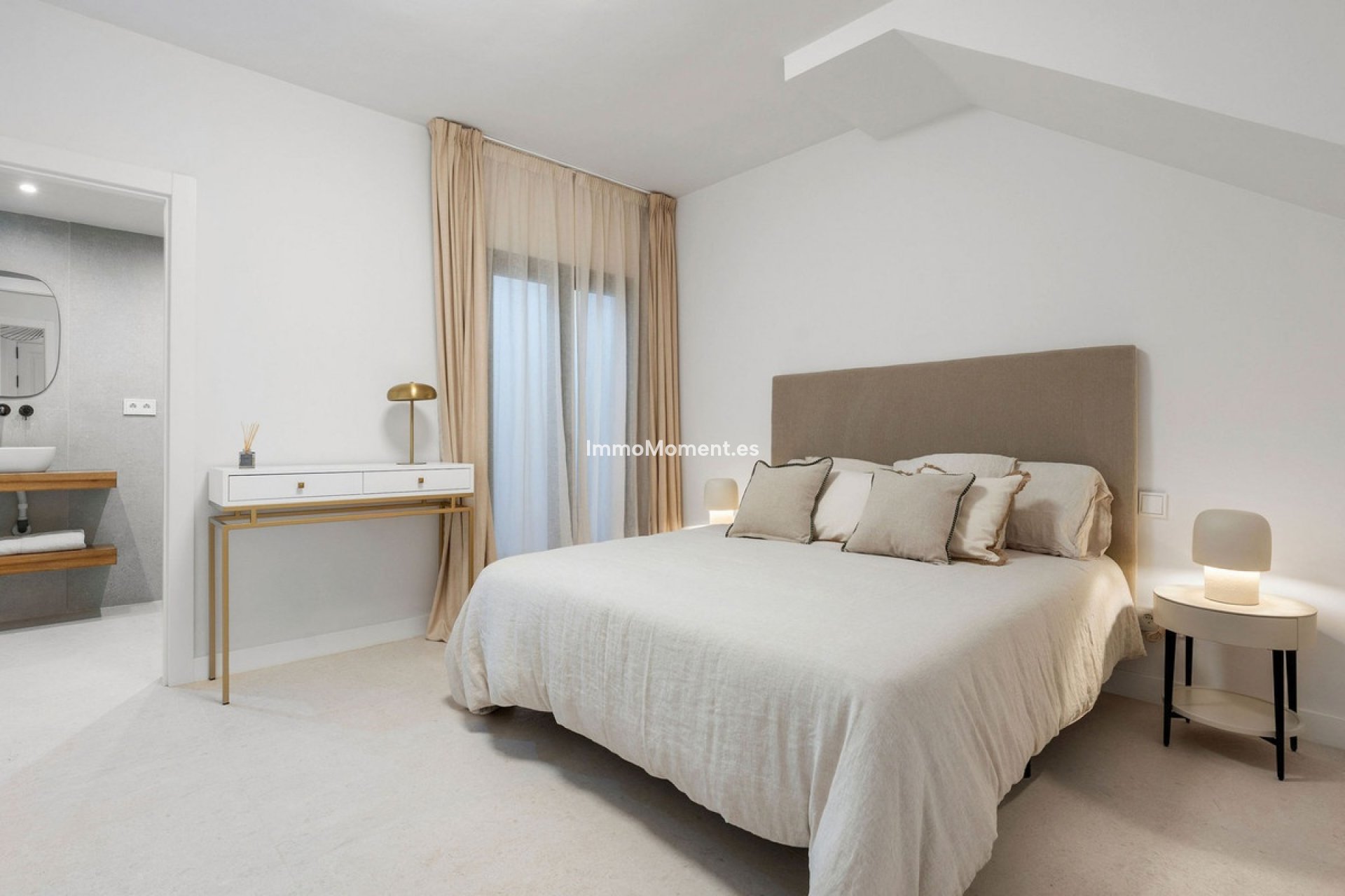 Resale - Townhouse - Marbella - Nueva Andalucía