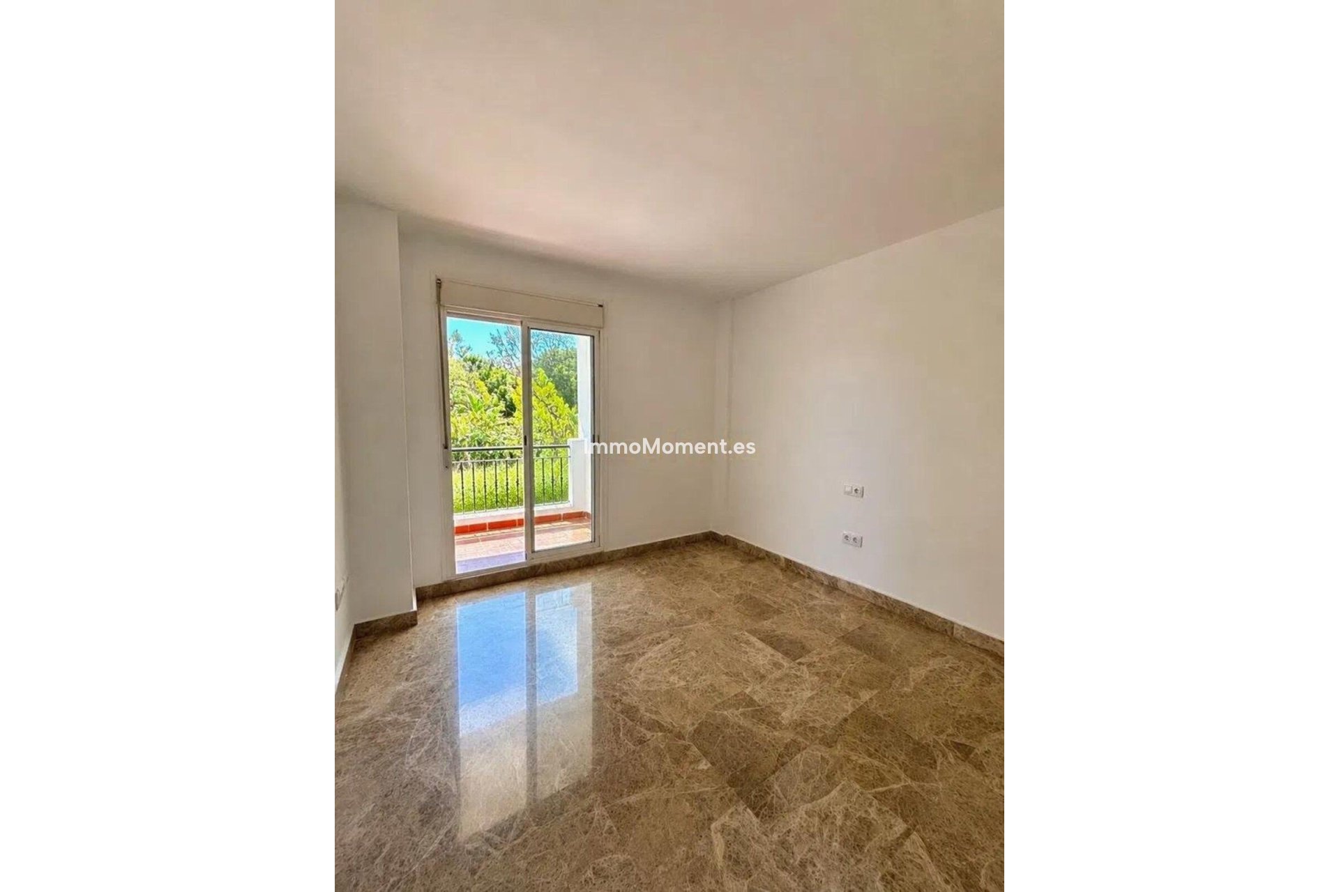 Resale - Townhouse - Marbella - Nueva Andalucía