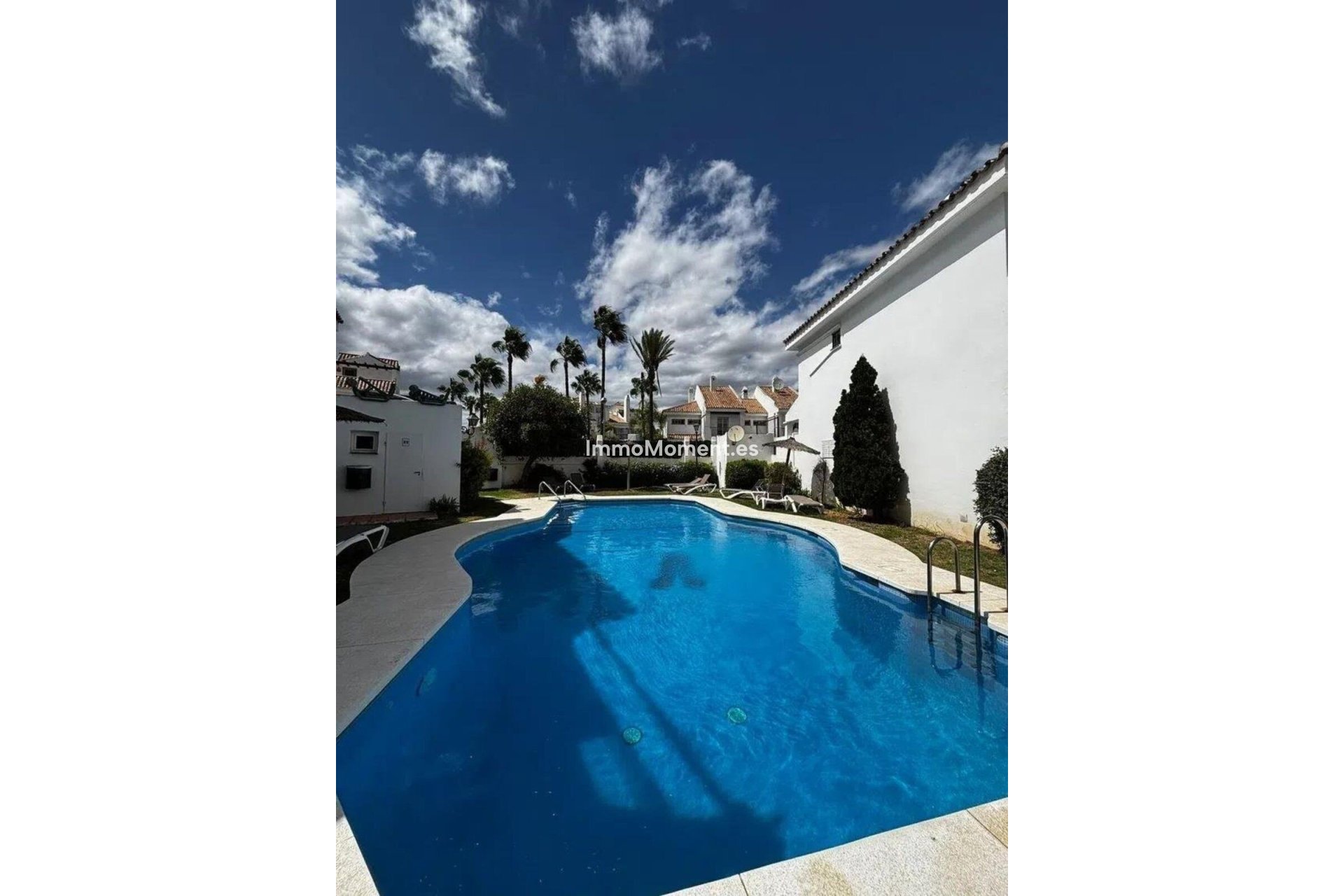 Resale - Townhouse - Marbella - Nueva Andalucía