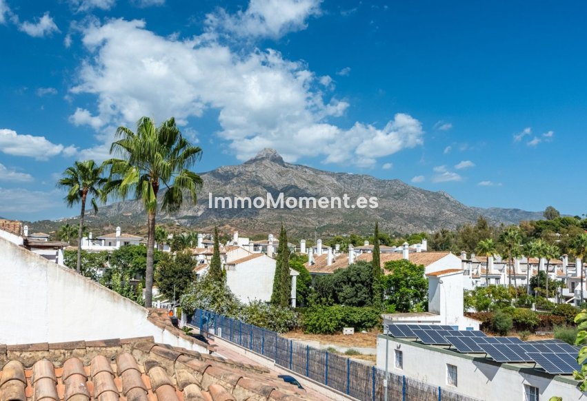 Resale - Townhouse - Marbella - Nueva Andalucía